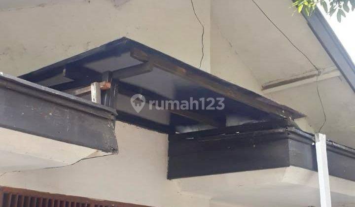 Dijual: Rumah Strategis dengan 5 Kamar Tidur di daerah Turangga 1