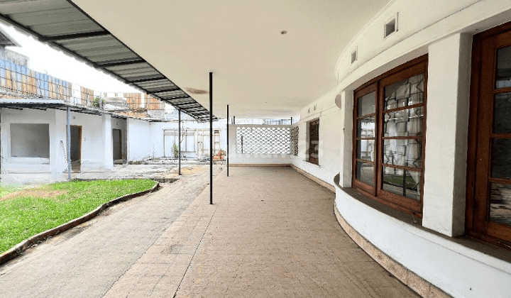 Jual Rumah Mainroad di Cipaganti, Bandung 2