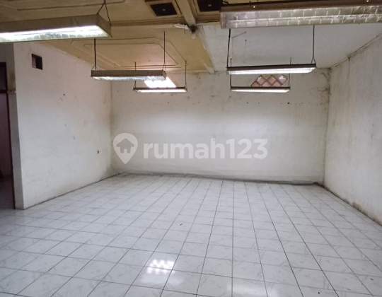 Rumah Luas Ada Garasi Kebon Kopi Bandung