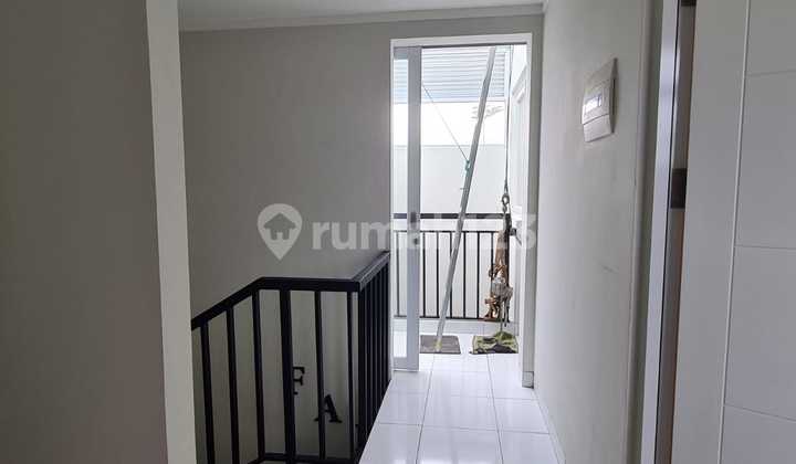 Rumah Nyaman Minimalis di Cluster Dayana Summarecon Bandung 2