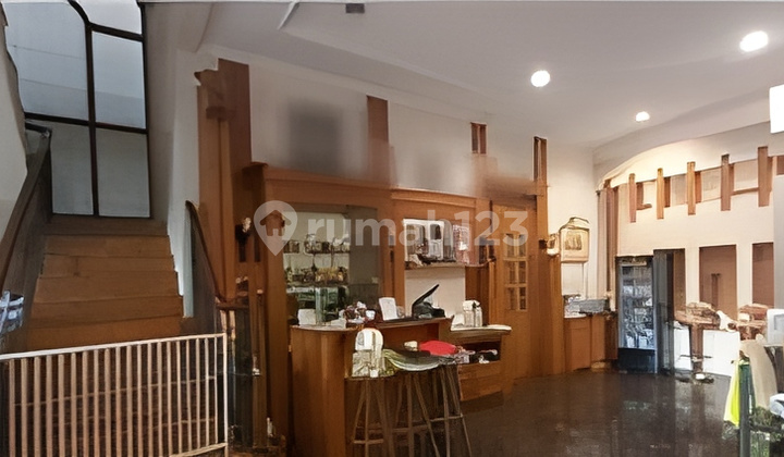 Rumah Semi Furnished Sayap Garuda Bandung 2