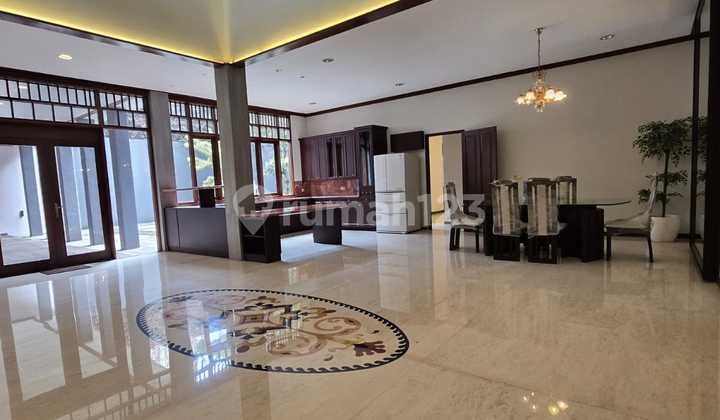 Spacious and Very Well-Maintained House in Setraduta 2