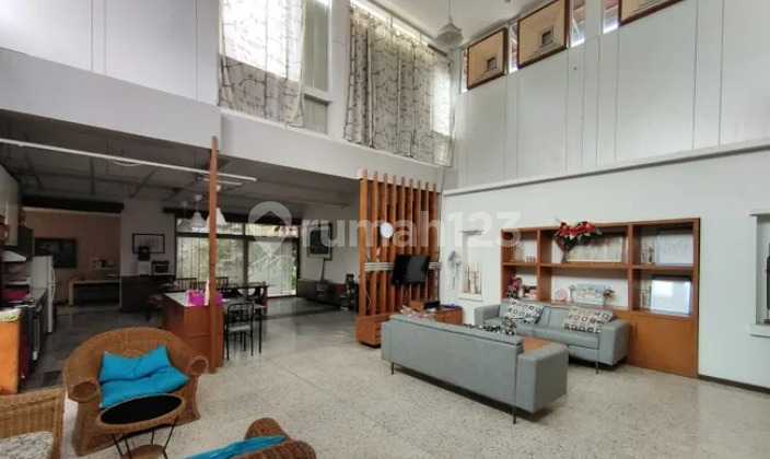 Rumah Terawat Siap Huni Area Jl Setrasari Bandung Rumah Terawat Siap Huni Area Jl Setrasari Bandung