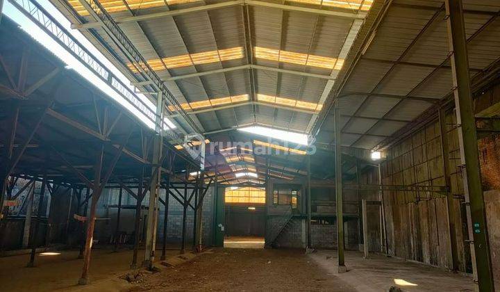 Gudang luas strategis pusat kota daerah Tegalega 9