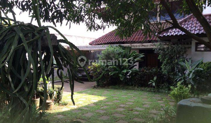 Jual rumah hitung tanah sayap Sukajadi, strategis 13