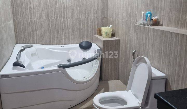 Rumah Lux, Minimalis Dan Furnished Sayap Sukajadi Dengan Lingkungan Yang Asri, Dekat Dengan Mall Dan Pusat Perbelanjaan