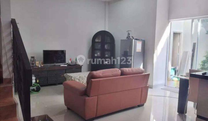 JUAL CEPAT...RUMAH 2 LANTAI SIAP HUNI DI PONDOK BAMBU 3