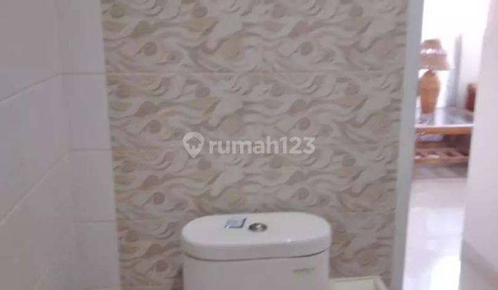 JUAL CEPAT...RUMAH 2 LANTAI SIAP HUNI DI PONDOK BAMBU 10