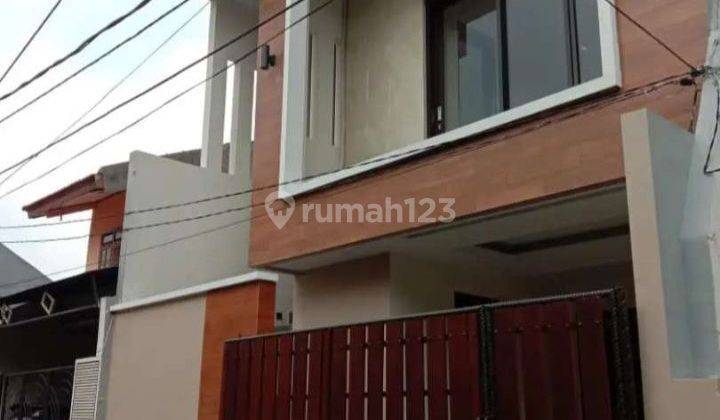 DIJUAL RUMAH SIAP HUNI DI PONDOK BAMBU JAK TIM 1