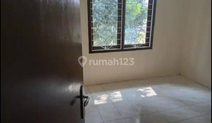 Disewakan Rumah Siap Huni Di Komplek Abadi 2