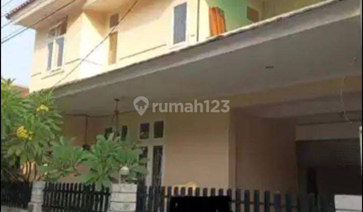 DISEWAKAN RUMAH SIAP HUNI DI RAWAMANGUN JAK  TIM 1