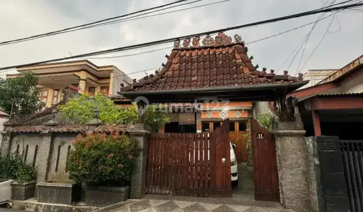 Dijual Rumah Unik Dan Siap Huni Di Utan Kayu 1