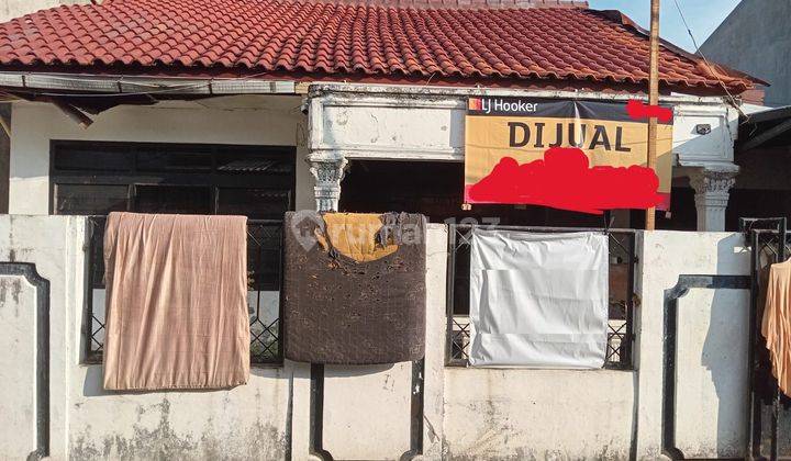 Dijual Rumah Tua Hitung Tanah Di Komplek Abadi 2