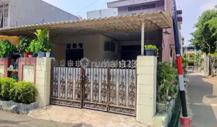 Dijual Rumah Siap Huni Di Perum. Aneka Elok Penggilingan 1