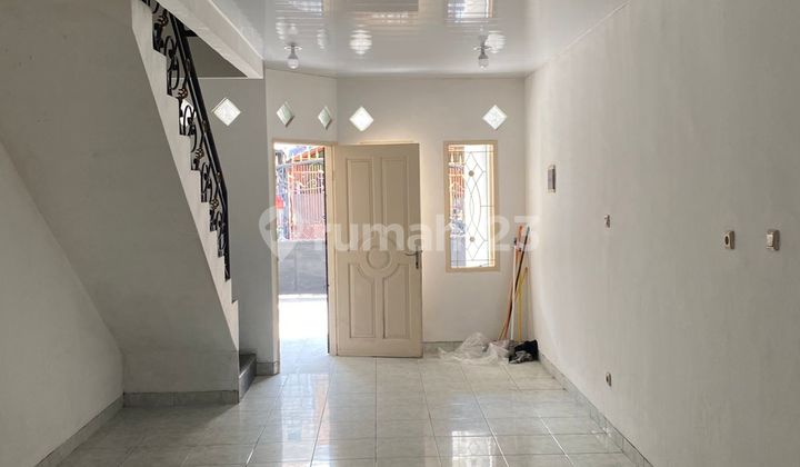 2-Story House for Rent, Ready to Occupy in Taman Palem Lestari, Tp 397A 2