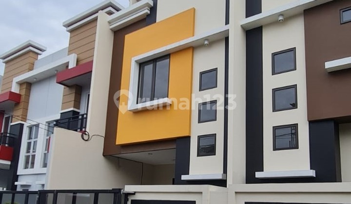 New Ready-to-Occupy House Building in Citra Garden 1, CG 570