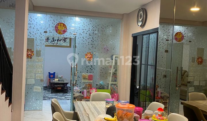 Rumah rapih siap huni komplek nyaman Taman Surya 5, TS 386 2