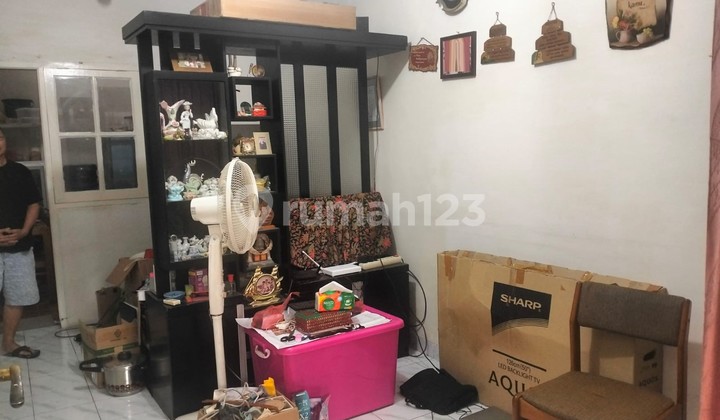 Good condition hook house in comfortable Daan Mogot Arcadia complex, DM524 2