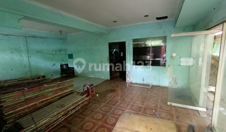 Spacious rental house by the roadside at Jl. Peta Barat, PB 508 2