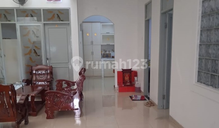 Nice ready-to-occupy house in Taman Palem Lestari, TP 511 2