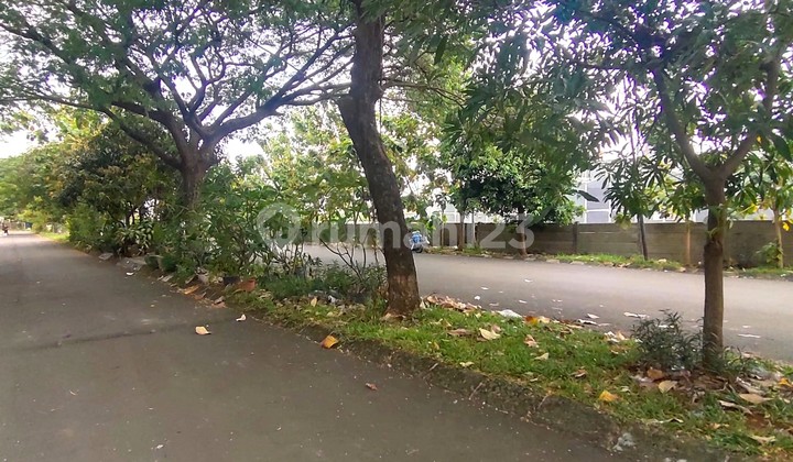 Large-sized house in a comfortable location at Citra Garden 5, CG 553 2