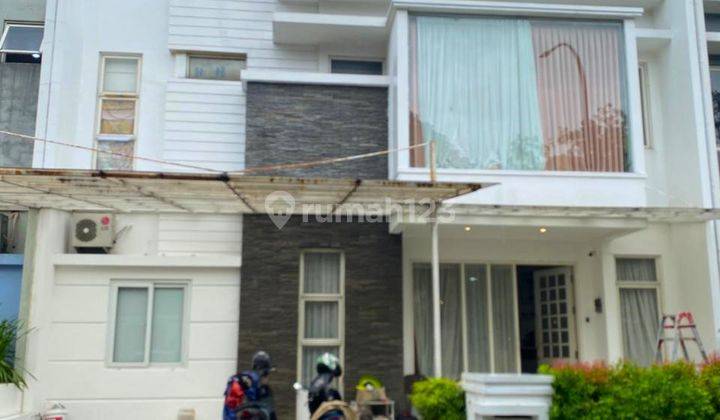 Rumah Besar Disewakan Sangat Bagus di Puri Mansion, Pm 314 1