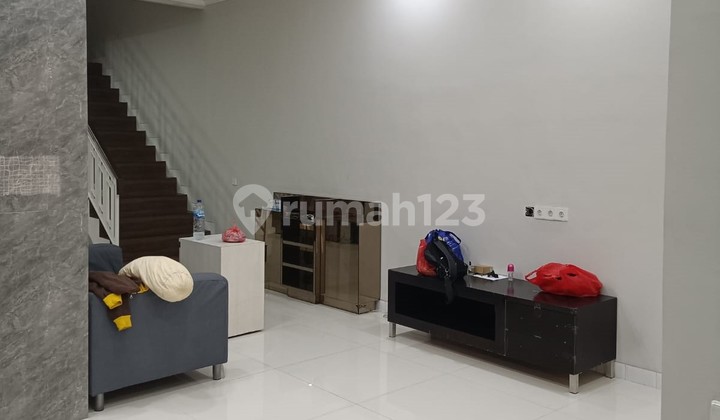 A very nice house ready to occupy in Taman Semanan Indah, TS 545. 2