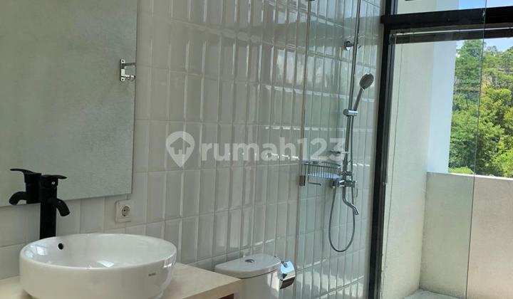 Rumah Villa 2 Lantai Furnished SHM di Dharmawangsa Nusa Dua
