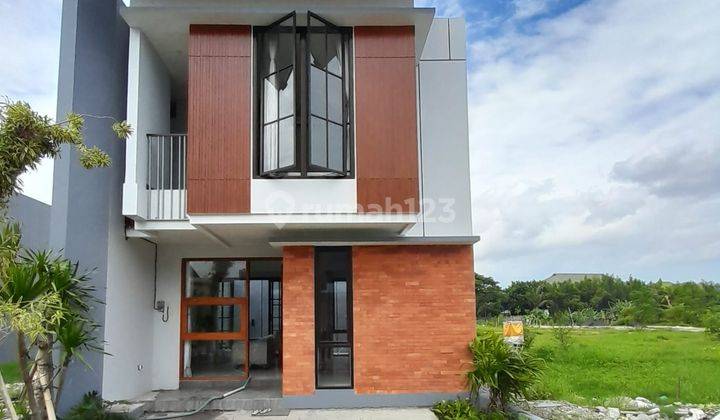 Rumah 2 Lantai Baru Dalam Kompleks Elit di Sanur Denpasar 1