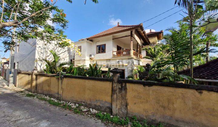 Very Cheap 2 Storey Villa House to Rent in Umalas Seminyak 2