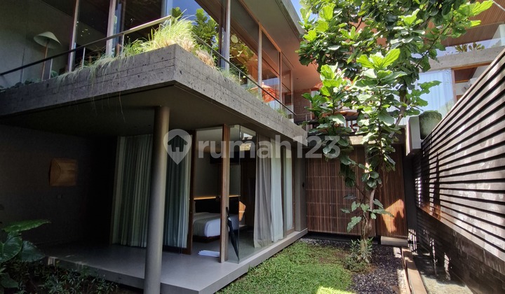 Rumah Villa dalam kompleks Furnished SHM Jimbaran, Badung 2