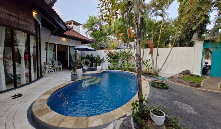 Luxury Furnished Villa House in Sunset Road Seminyak 1