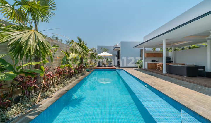 Rumah Villa Modern Bebas Banjir Leasehold di Seminyak Rumah Villa Modern Bebas Banjir Leasehold di Seminyak