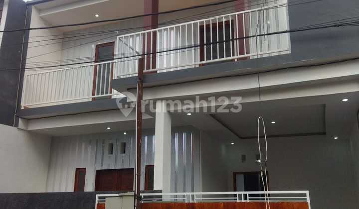 Rumah Murah Siap Huni 2 Lantai Dekat Living World Denpasar 2