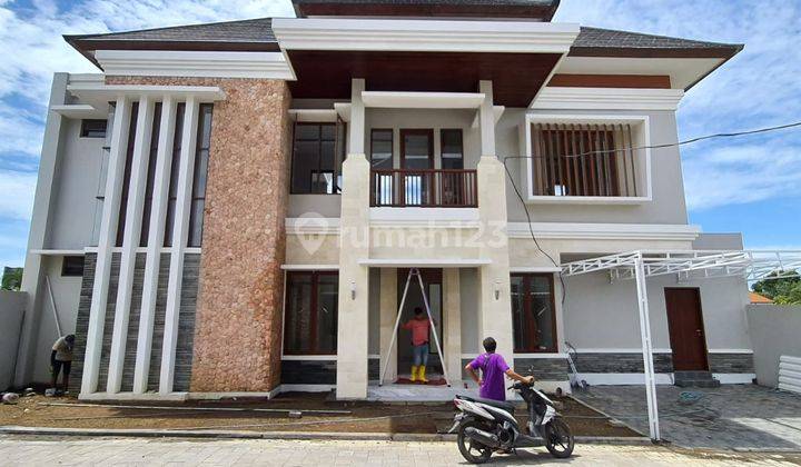 Rumah elit dua lantai bonus pool area premium dekat pantai Sanur 2