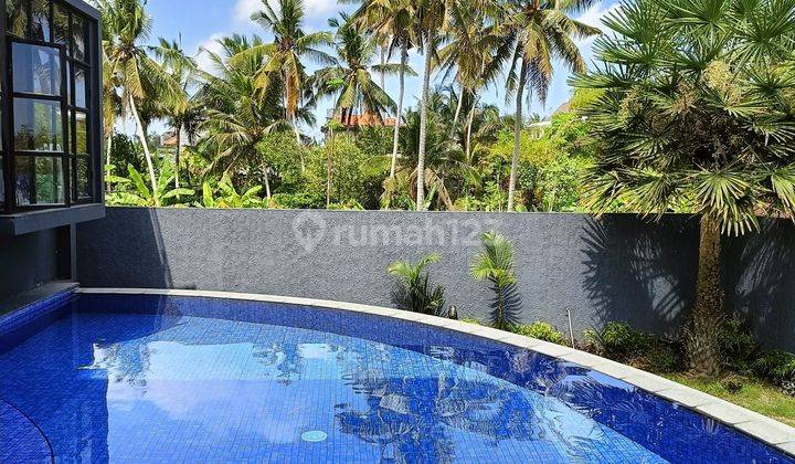Vila super mewah dua lantai  view sawah dekat center Ubud 