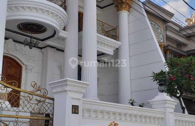 Rumah eropa style SHM dekat transmall Denpasar Barat 1