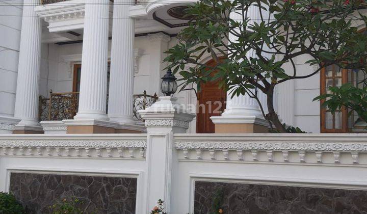 Rumah eropa style SHM dekat transmall Denpasar Barat 1