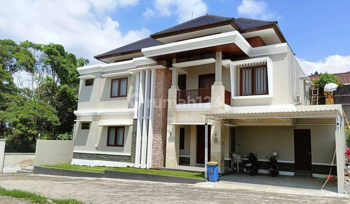 Rumah  mewah modern SHM 2 lantai  dekat pantai sanur 1