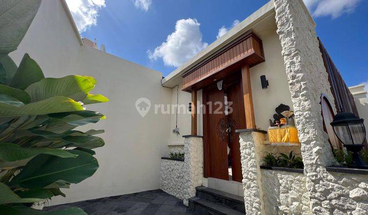 Vila modern satu lantai one gate strategis di Canggu 2