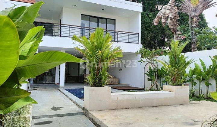 Vila Sanur Dua Lantai Modern Komplek Vila Di Sanur  1