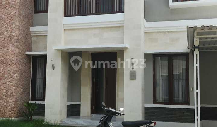 Sultan's 2-Story House SHM IMB Fully Furnished in Sanur Sultan's 2-Story House SHM IMB Fully Furnished in Sanur