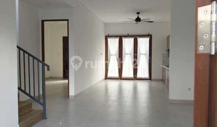 Vila Modern 2 Lantai Strategis Sewa Jangka Panjang Di Sanur 1