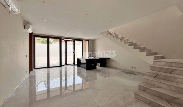 Vila Moderm Shm Furnished Dengan Akses Jalan Lebar Di Canggu 1