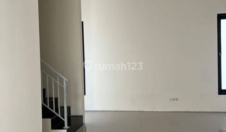 Two-Storey House SHM For Sale Quickly Elite Location Renon Denpasar 2