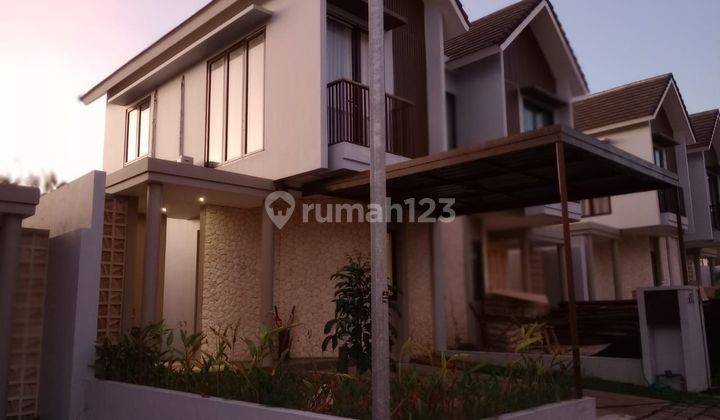 RUMAH BAGUS SIAP HUNI ONE GATE DUA LANTAI DI JIMBARAN 1