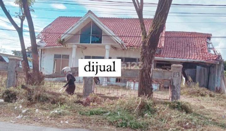 Di Jual Rumah Lokasi Strategis Di Kota Padang 2