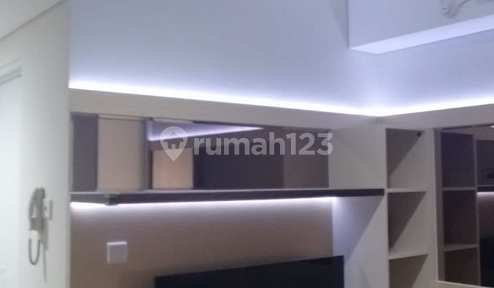 Disewakan apartemen breeze bintaro, 1 bedroom, full furnised, siap masuk, lantai tengah. 2