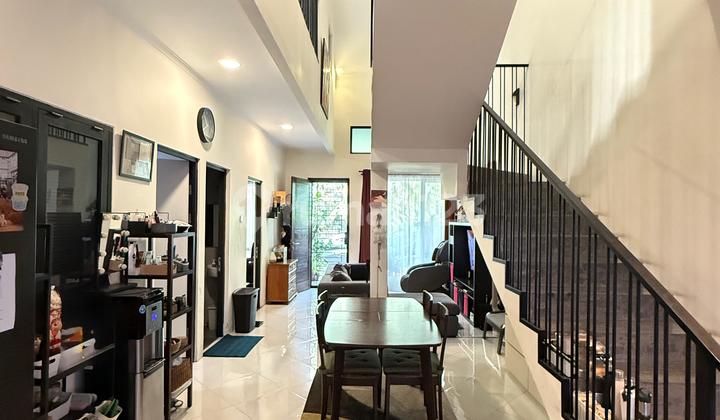 Rumah Cantik Siap Huni Full Renovasi Dalam Cluster di Bintaro Jaya
