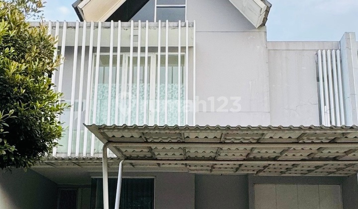 Rumah Cantik Dijual Cepat Discovery Eola